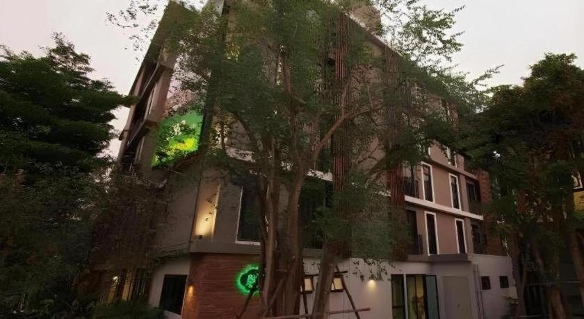 בנגקוק Bb House Mini Suite Hotel מראה חיצוני תמונה