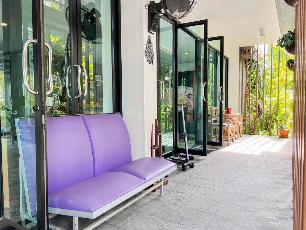 בנגקוק Bb House Mini Suite Hotel מראה חיצוני תמונה