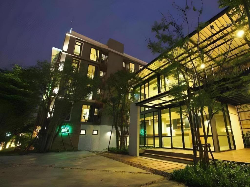 בנגקוק Bb House Mini Suite Hotel מראה חיצוני תמונה